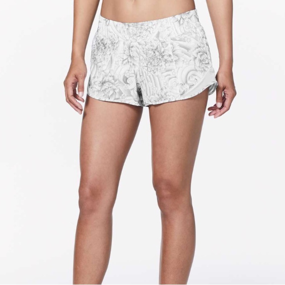 RARE lululemon MINI TWINE WHITE MULTI SIZE 8 2.5 inch